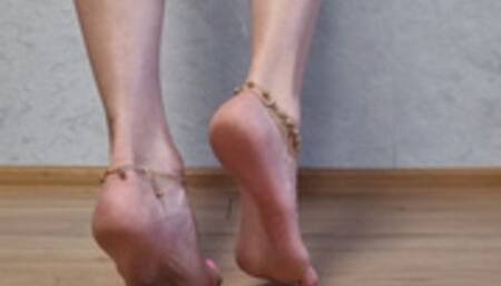 Tip toe with bells ????????????