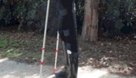 Excruciating pain from stretching MP4(1280*720)HD