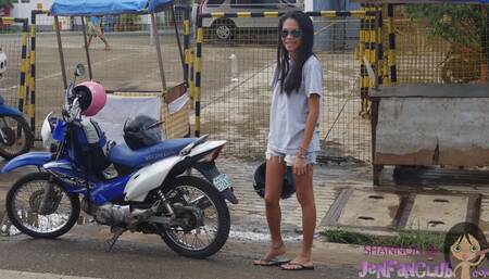 Free vid: Shannon's first time getting fucked by Andre