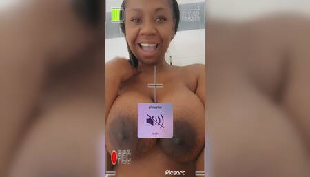 Jessica Grabbit Shower Fun HD