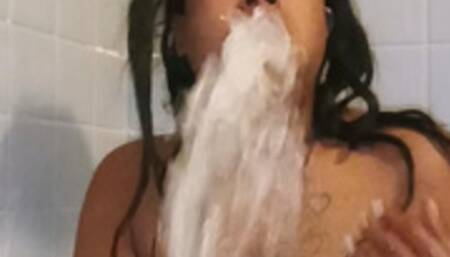 Joanna pours puke on her body