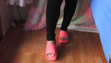 Milf Flops While Pregnant