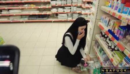 LUSH PLAYING IN PUBLIC BLOWJOB CUMSWALLOW