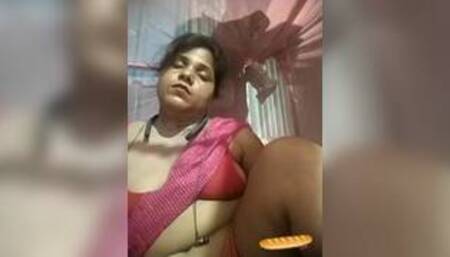 Bengali boudi showing part 2