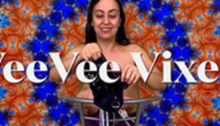 Hucow milf milks her udders