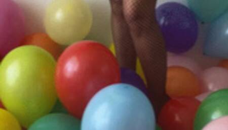 Balloon Mass pop with pin