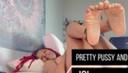 Pretty Pussy and Feet JOI