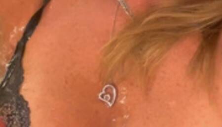 Carissa in the Lace bodysuit and thigh highs--underwater style!