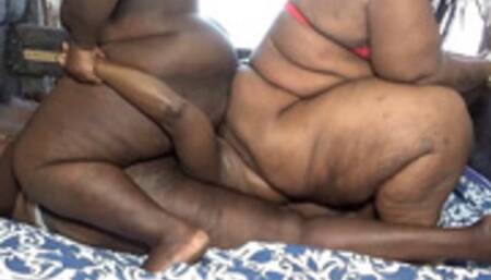3 Ebony BBWS VS Slutty P MP4