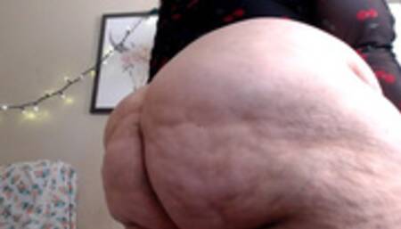 Obsessed with Big Fat Wide Asses