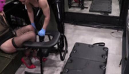 smoking inpact play slapping face and suck my dick