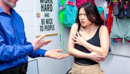 Asia thief Lulu Chu is so fucking hot