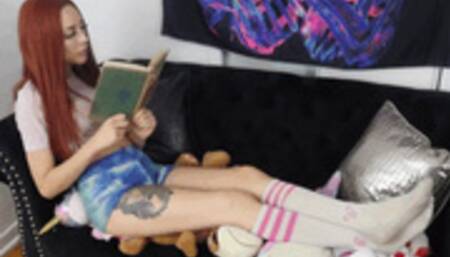 Unaware Butt Crush Frenzy - {SD}