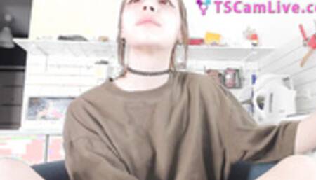 Captivating Trap Girl SheBabe flogging her prick Part 2