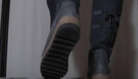 Some crush and my quick capitulation under Tanja's brutal boots - Cam 2