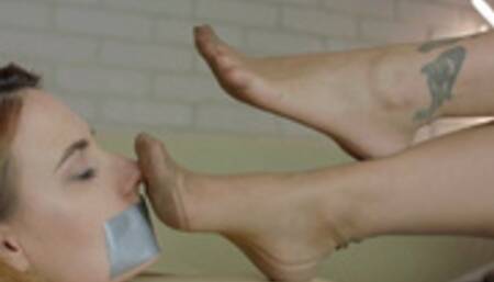 Weronika In The Box And Khaleesi Daenerys From Ukraine Use Her Nose After Work Out - Tan Rht Stockings - Part 02 - Russian Language - HD 1920x1080