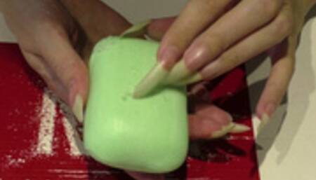 Long Nails Scratching Soap