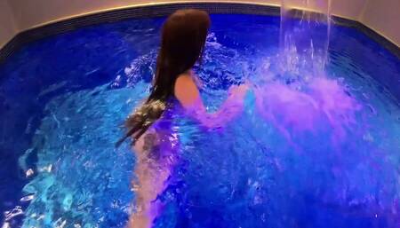 I Love Being Watched Naked in A Pool