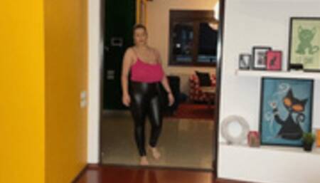 Worship my tits on your kneels