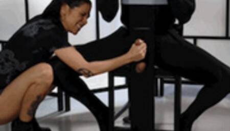 REACHAROUND MILKING CHAIR SESSION - Ava Makes Her Pet Release