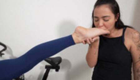 My Roomate Loves to Suck my Sweaty Feet ( PART 4 )