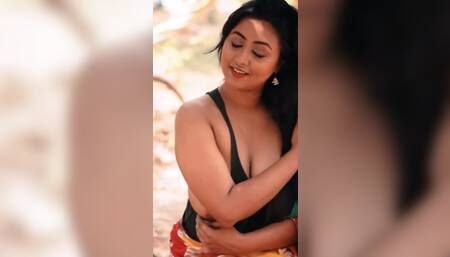 Bengali bong beauty nipple slip