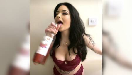 Lolalondon_  - pissed up UK MFC CAMGIRL