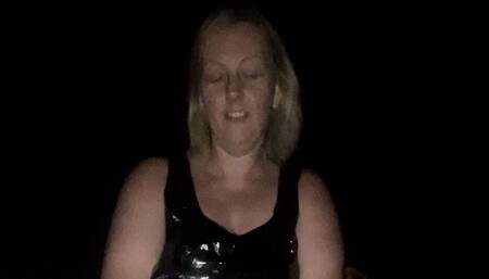 MILF at Outdoor Bench With Wand Dogging