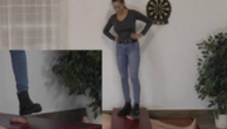 Mistress Amanda happy finishing crush! Picture in a picture! wmv