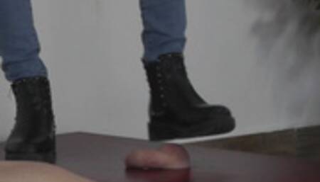 Mistress Amanda happy finishing crush! wmv