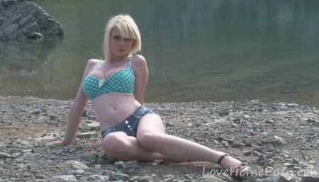 Princess's homemade action by Love Home Porn