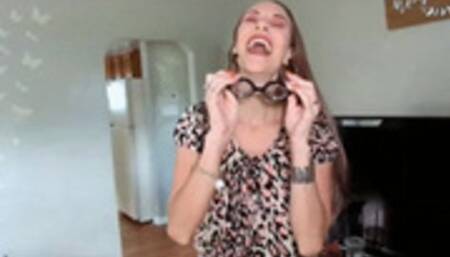 INEED2PEE IPOD Vicki Vixx word suggestion for bladder loss of control wetting