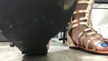 Giantess Toe Tapping POV V2