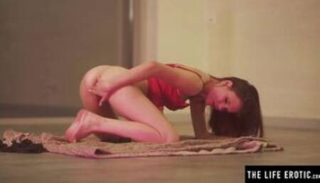 Hot Girl is Turned on by the Sweet Smell of her Worn Panties