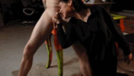 PUMP THAT COCK UPRIGHT - Ava Takes The Cum From Her Vicrim’s Balls