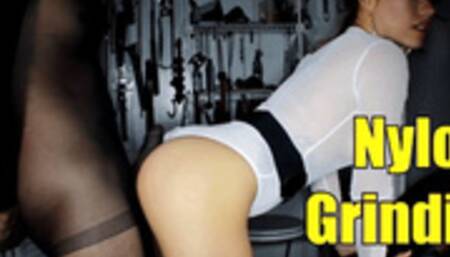 Nylons Grinding (iPhone)