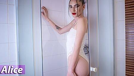 Alice Flower In Brunette Skinny Teen Playing With Her Pussy In The Shower