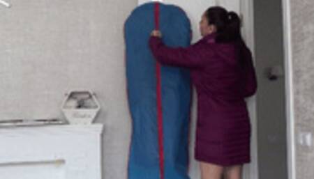 ZIPPERING OF TWO COATS 2