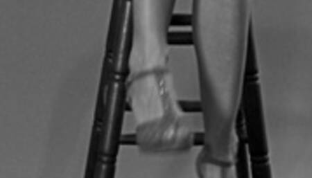 Dance The Muscles 82