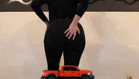 Yvi Toy Car Buttcrush and Crush