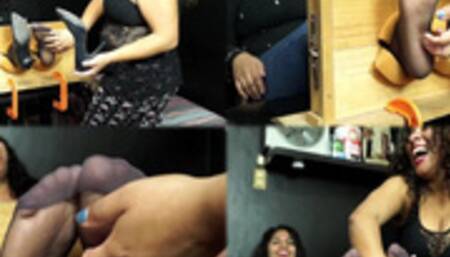 No mercy for Ariana in the stocks! - Daiana's moment!