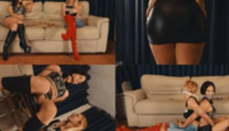 Mia and Candy - Behind the curtain (mobile)