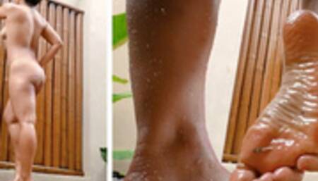 SHOWER FOOTSLAVE feat AstroDomina (HD MP4)