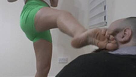 Femme Fatale Instructional Guide: Intro To Kicks