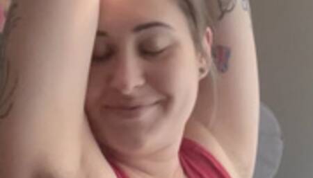 describing my hairy armpit smell