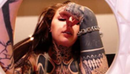 Smelly Morning For The Toilet Slave - Mistress Mercy Rage (HD1080p)