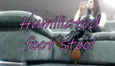 Footstool humiliation (AVI)