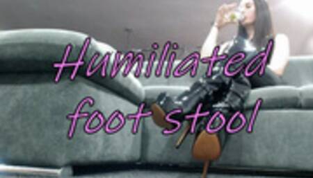 Footstool humiliation (MOV)