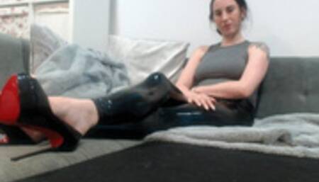 A contract with Victoria- how quickly your debt grows (WMV)