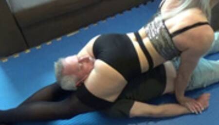 Viper Tests and Humiliates the Guy